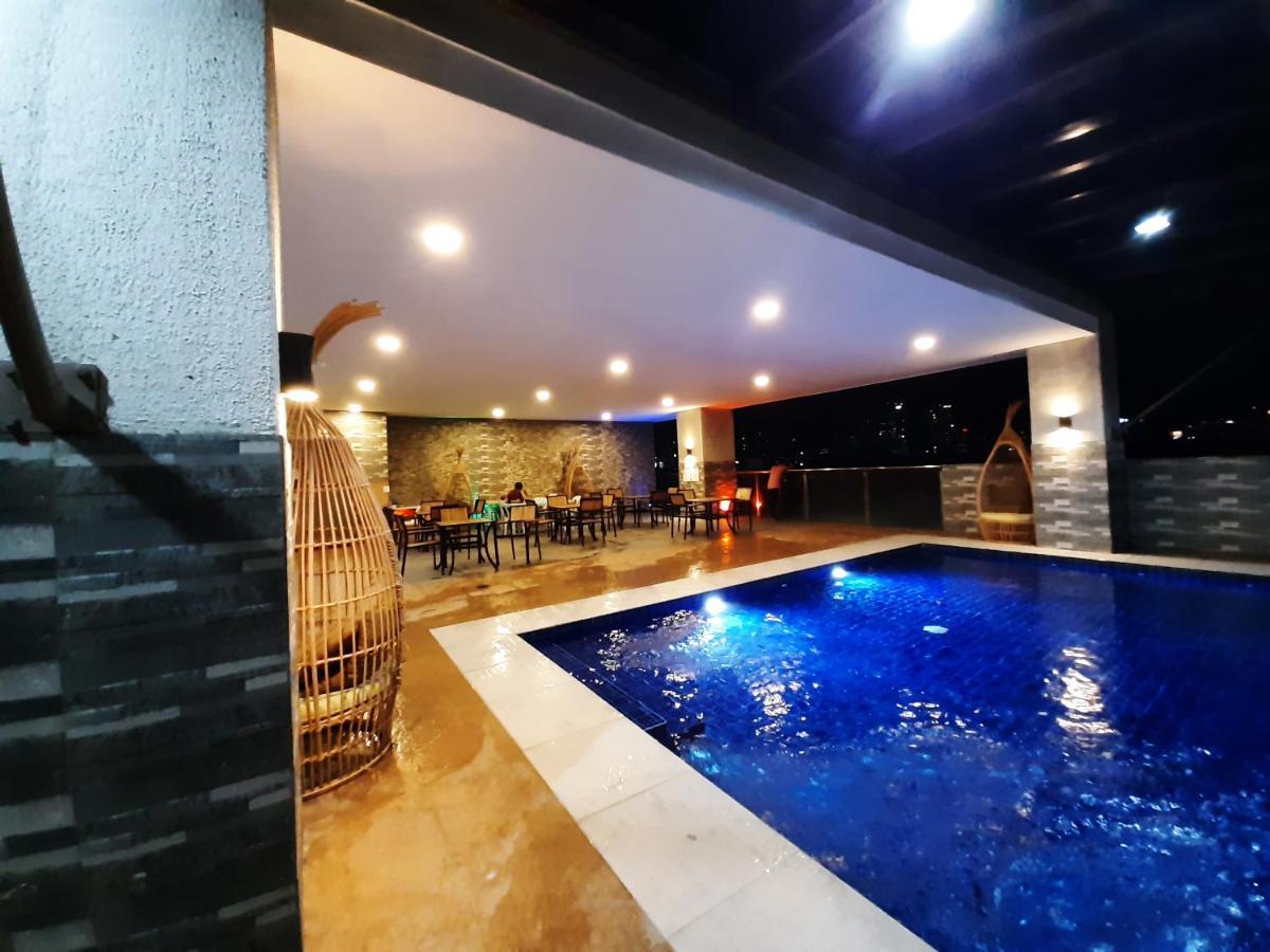1809 Sunvida Tower Condo Across Sm City セブ市 エクステリア 写真